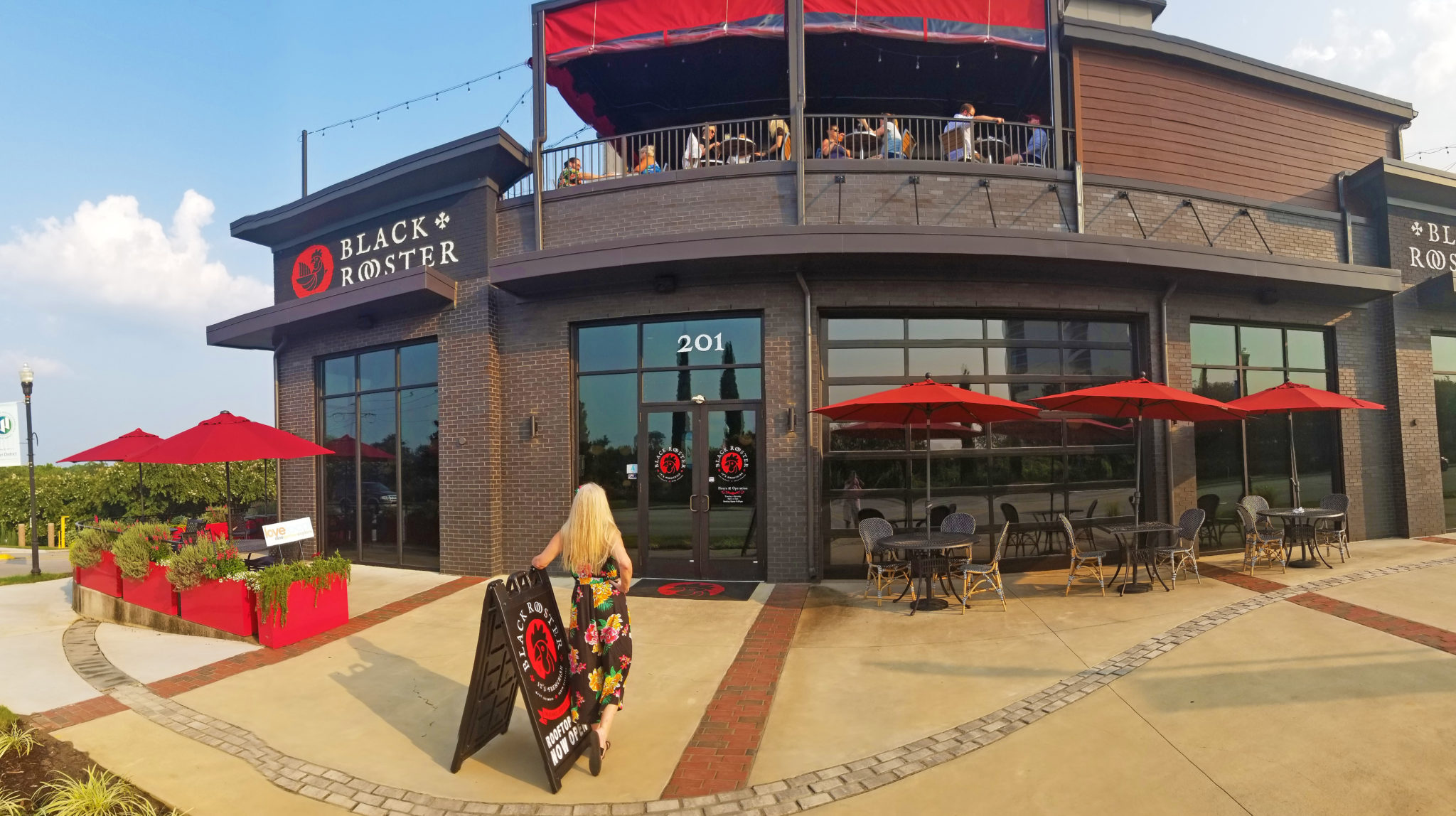 Three Fun Rooftop Bars in Columbia (and Drinks You Must Try!) Lake